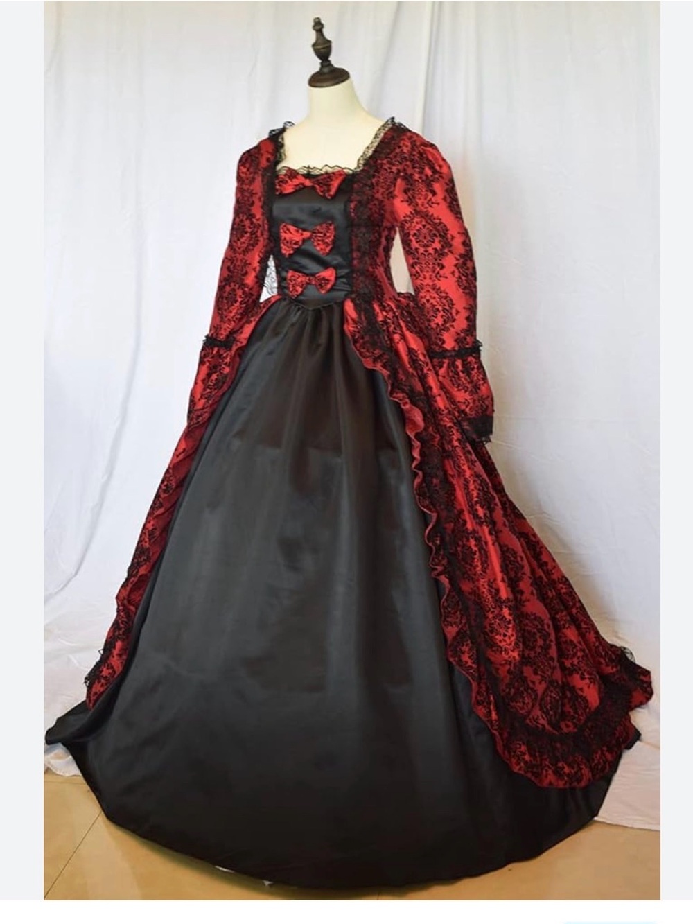 Red and Black Victorian-Style Women’s Dress 18th century gothic rococo